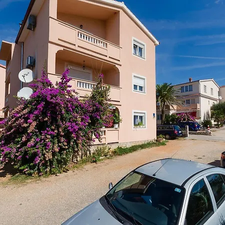 Jasmin Barbat na Rabu