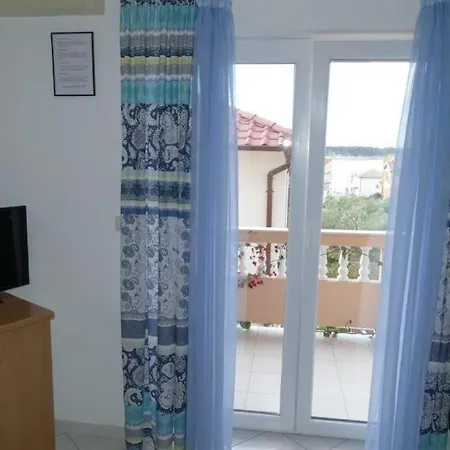 Jasmin Apartment *