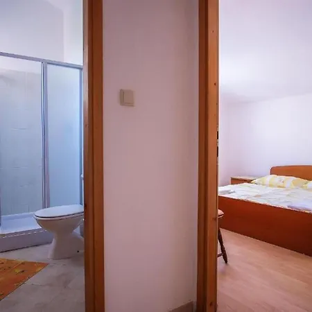 Jasmin Barbat na Rabu